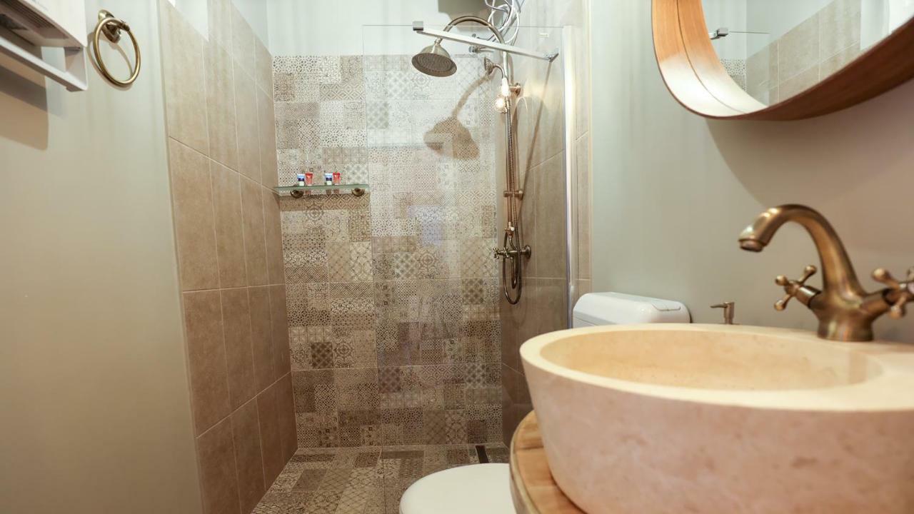 טימישוארה Unirii Old Square Apartments 4 מראה חיצוני תמונה